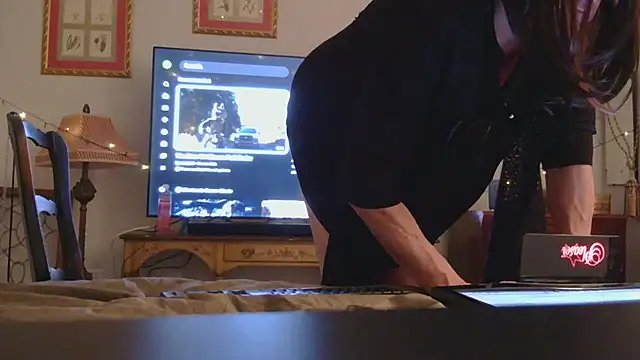 HelloKittyLapDog online show from March 2026 02:02:01 AM