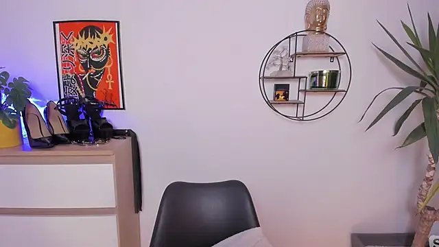 1Sandy online show from January 2025 06:17:01 PM