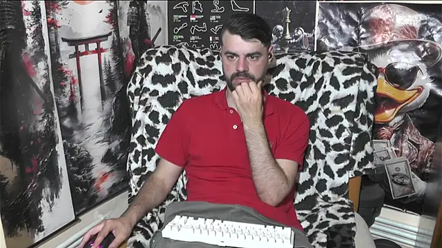 Snapshot of 00george chatting on April 2026 07:48:01 PM 00george online show from April 2026 07:48:01 PM