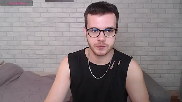 Snapshot of Alexxx_horny chatting on May 2026 10:53:02 AM Alexxx horny online show from May 2026 10:53:02 AM