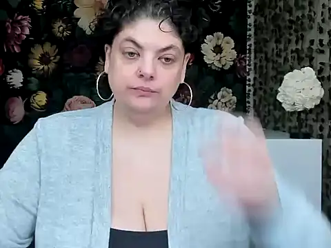 Exotic-Melons online show from October 2025 05:04:01 PM