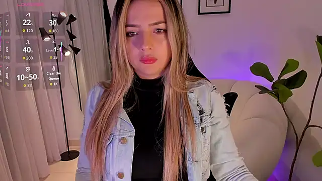 AmyWood online show from February 2026 10:02:02 PM