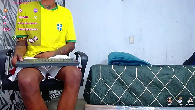 Snapshot of kilian_xx chatting on February 2026 04:32:01 AM kilian xx online show from February 2026 04:32:01 AM