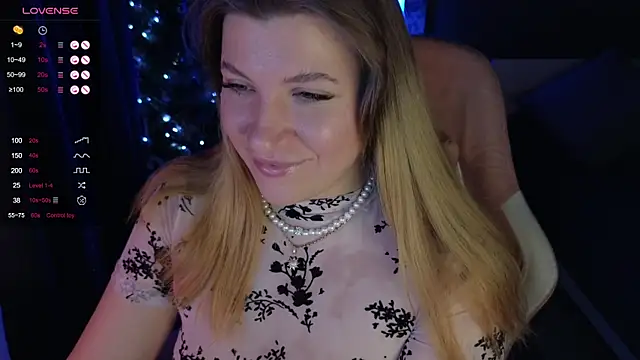 Snapshot of Fairy__Sofia chatting on December 2024 08:29:01 AM Fairy Sofia online show from December 2024 08:29:01 AM