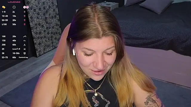 Snapshot of Fairy__Sofia chatting on February 2025 08:19:02 AM Fairy Sofia online show from February 2025 08:19:02 AM