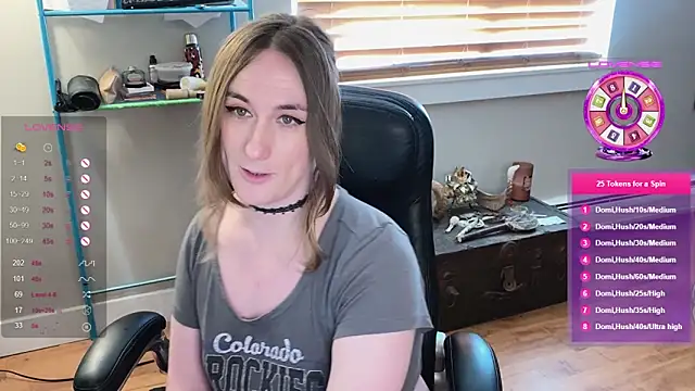 luluvaladon online show from March 2025 10:24:02 PM