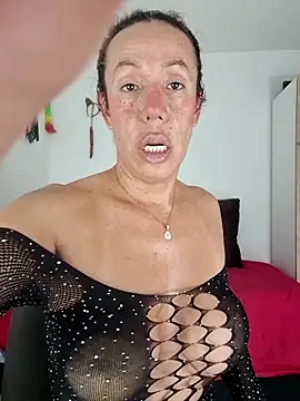 YOURSDEBORA online show from December 2025 07:31:01 PM