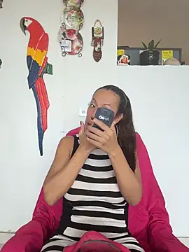 Snapshot of YOURSDEBORA chatting on May 2026 06:42:02 PM YOURSDEBORA online show from May 2026 06:42:02 PM