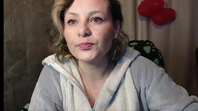 Snapshot of dagny-jo chatting on March 2025 03:39:01 AM dagny-jo online show from March 2025 03:39:01 AM