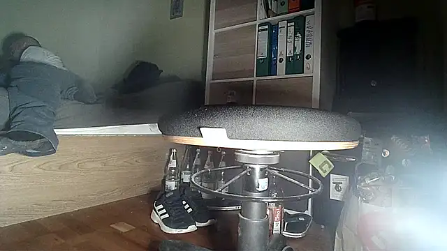 NiceHunter89 online show from March 2026 12:17:01 AM