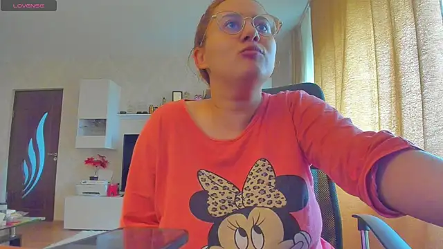 hot evil queen online show from October 2025 07:19:02 AM