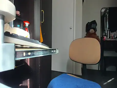 Angelchezcka online show from January 2026 06:52:02 AM