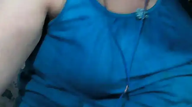 Snapshot of giga-bite chatting on January 2025 06:25:01 PM giga-bite online show from January 2025 06:25:01 PM