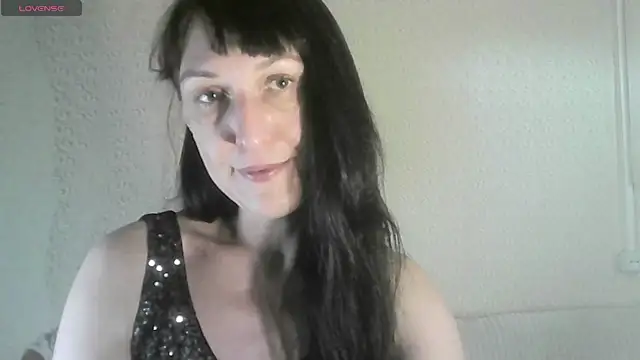Snapshot of MarieODahliaS chatting on May 2026 11:48:02 AM MarieODahliaS online show from May 2026 11:48:02 AM