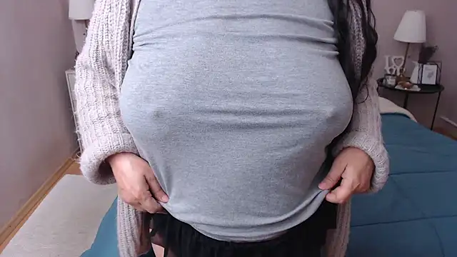 Snapshot of LeveMe2Nightt chatting on January 2026 01:16:02 PM LeveMe2Nightt online show from January 2026 01:16:02 PM