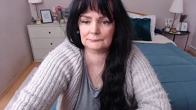 Snapshot of LeveMe2Nightt chatting on January 2026 12:54:01 PM LeveMe2Nightt online show from January 2026 12:54:01 PM