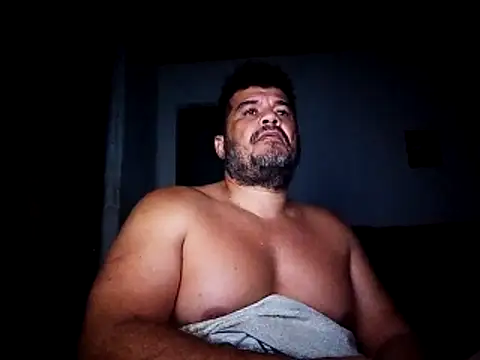 Snapshot of tarra122 chatting on February 2026 03:14:02 AM tarra122 online show from February 2026 03:14:02 AM