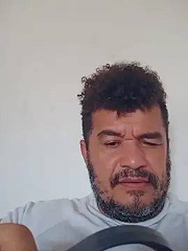 Snapshot of tarra122 chatting on February 2026 03:10:01 PM tarra122 online show from February 2026 03:10:01 PM