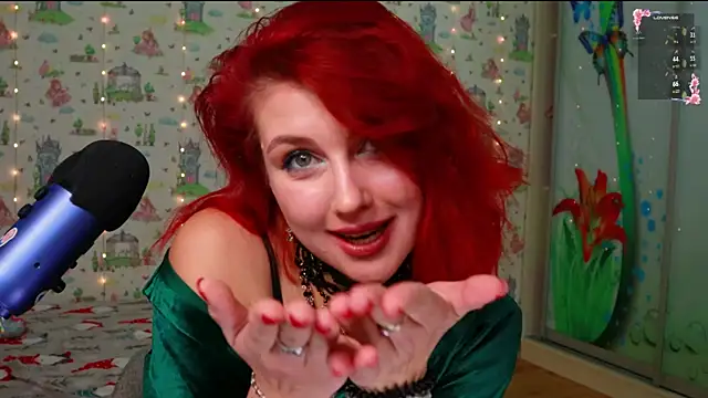 SmokyRose online show from September 2025 02:44:01 PM