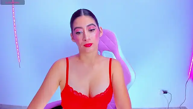 MeganWhite3 online show from March 2025 04:35:01 AM