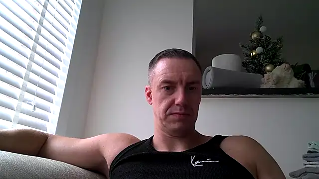 Snapshot of ploki2180 chatting on January 2026 12:43:01 PM ploki2180 online show from January 2026 12:43:01 PM