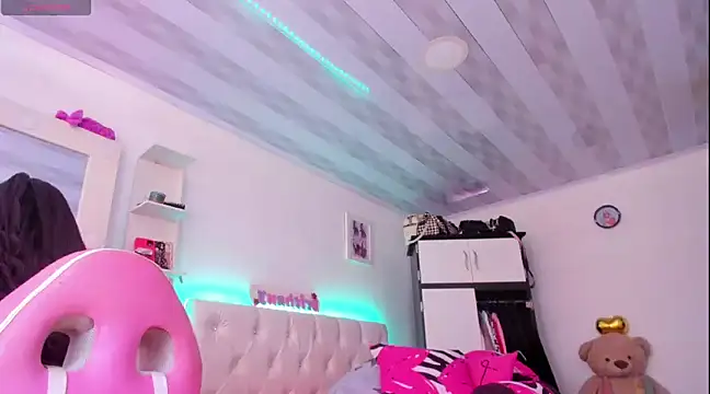 briitany hot online show from March 2025 06:30:01 PM