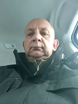 bigcock marusz online show from February 2026 02:42:02 PM