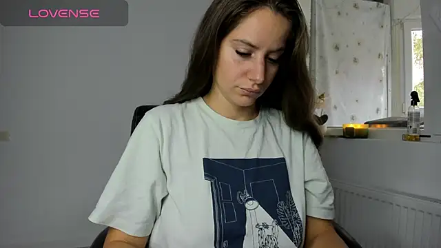 Snapshot of DiamondKay chatting on October 2025 07:09:02 AM DiamondKay online show from October 2025 07:09:02 AM