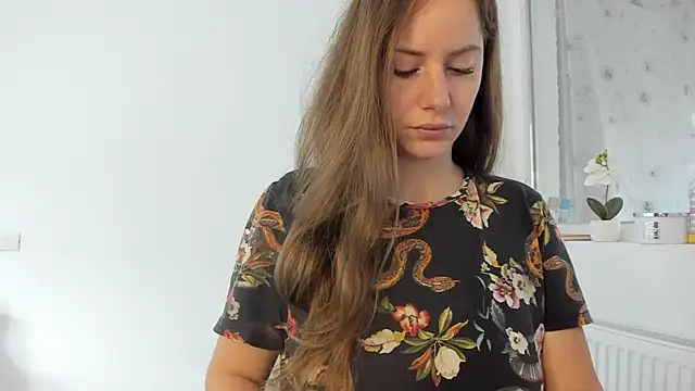 Snapshot of DiamondKay chatting on November 2025 08:47:01 AM DiamondKay online show from November 2025 08:47:01 AM