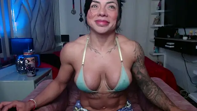 Snapshot of beautifulunna_ chatting on June 2026 04:28:01 AM beautifulunna online show from June 2026 04:28:01 AM