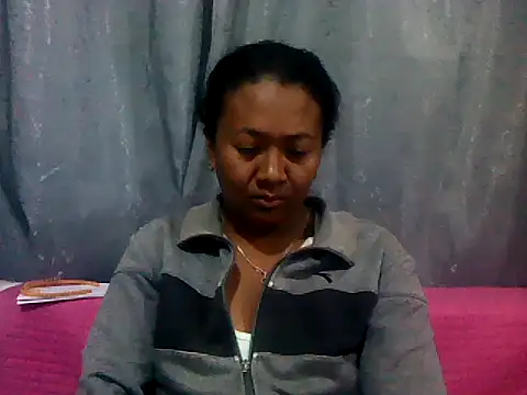 sexyladii online show from September 2025 06:30:02 PM