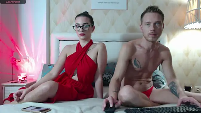 JessicaSteve online show from October 2025 09:15:01 PM