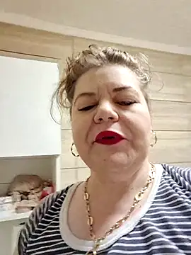 Snapshot of cindybbwsquirt chatting on July 2026 03:36:01 AM cindybbwsquirt online show from July 2026 03:36:01 AM