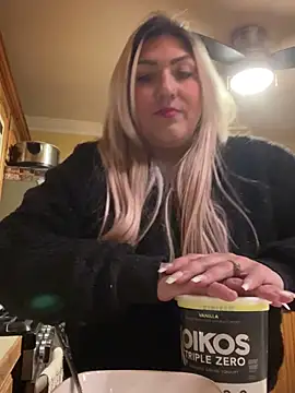 LittleMissEeve online show from November 2025 11:52:01 PM