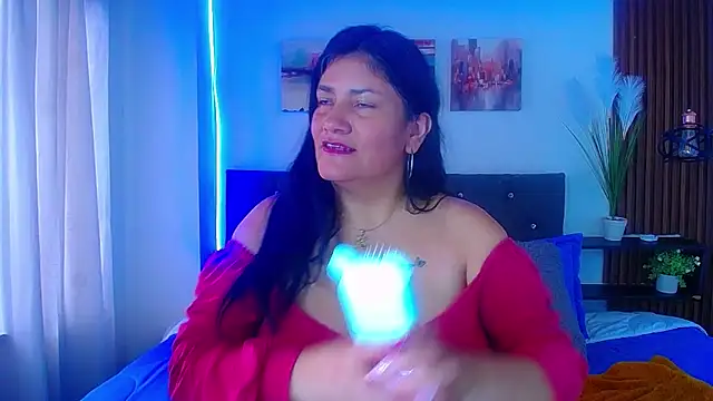 Snapshot of salomexlove_20 chatting on May 2026 01:27:01 PM salomexlove 20 online show from May 2026 01:27:01 PM