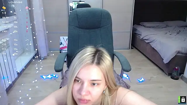 Snapshot of Lana__Nova chatting on January 2025 11:15:02 AM Lana  Nova online show from January 2025 11:15:02 AM