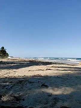 Luna-Natural online show from November 2025 06:57:01 PM