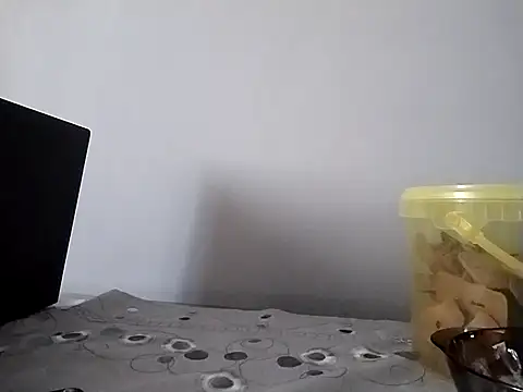 grzes19763 online show from March 2025 04:02:02 PM