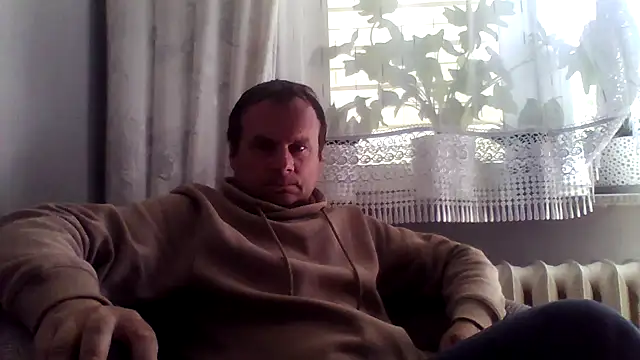 grzes19763 online show from May 2026 09:59:02 AM