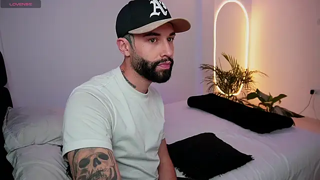 the lucky men   online show from February 2025 08:47:02 PM