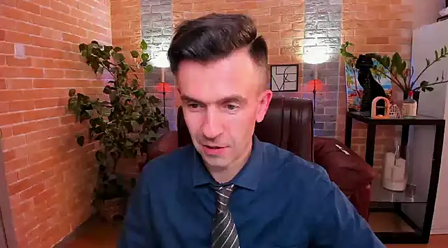 SteveTiger online show from March 2025 03:17:02 PM