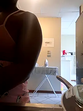 FitSelina66 online show from April 2026 10:16:02 AM