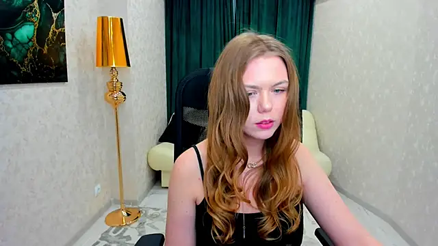 Strawberrye online show from February 2025 09:47:02 AM