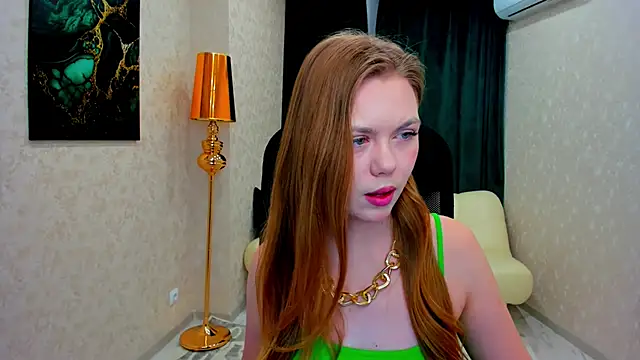 Strawberrye online show from February 2025 03:50:01 AM