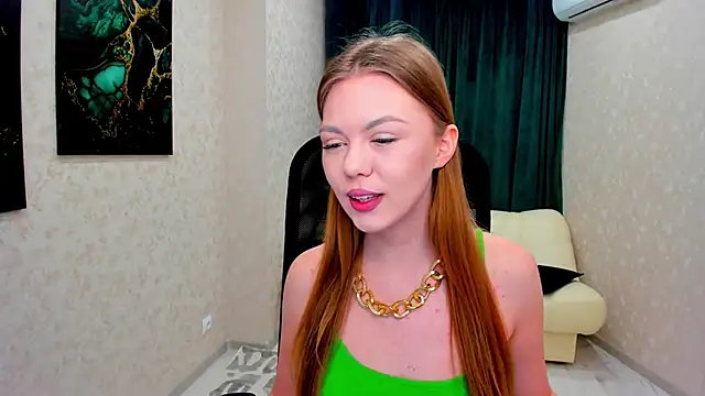 Strawberrye online show from March 2025 03:35:01 AM