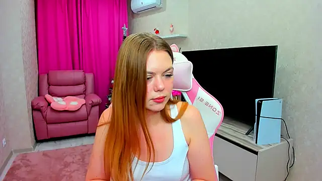 Strawberrye online show from January 2026 03:32:01 AM