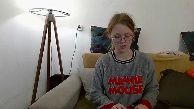 little-leni online show from January 2026 08:00:02 PM