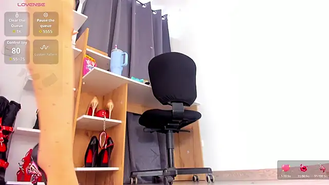 MIss Kendall  online show from April 2026 09:30:02 PM