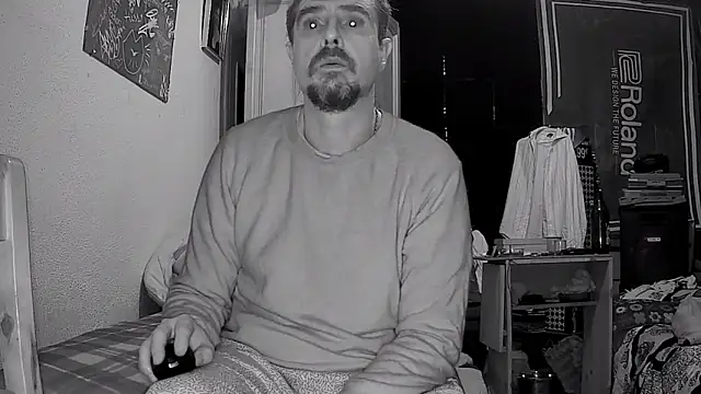 pareja erotik online show from February 2025 11:21:02 PM