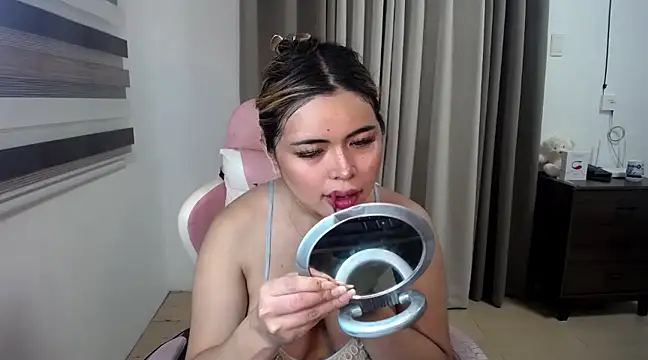 Bombshell Ashy online show from February 2025 03:20:01 PM